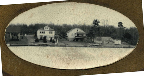 Picture of the Shraders' cottage, the Ermels' Cottage, and the Davis' cottage.  The Ermels are the children and grandchildren of the Ubaldini family that built the cottage, and Bob Davis is the grandchild of the Morgan family.  The Morgan family built Bob Davis' cottage.